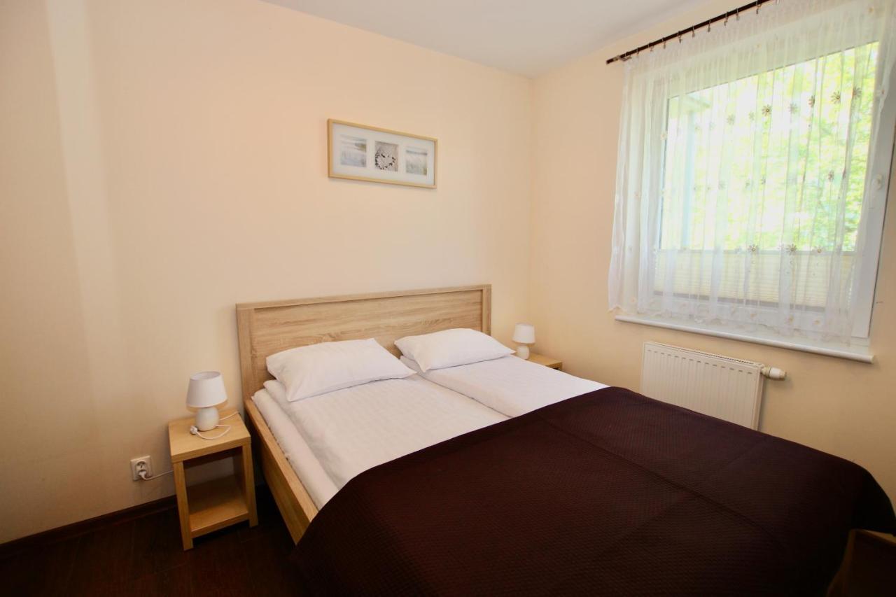 Apartamenty Bursztynowe Komnaty Darlowko Luaran gambar