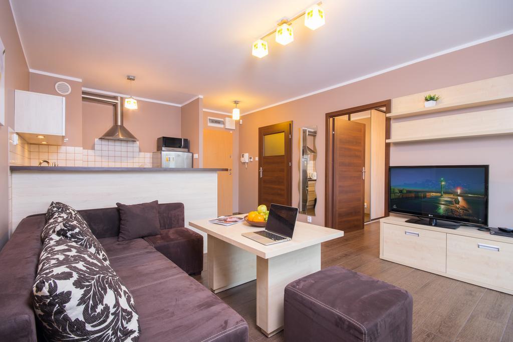 Apartamenty Bursztynowe Komnaty Darlowko Luaran gambar