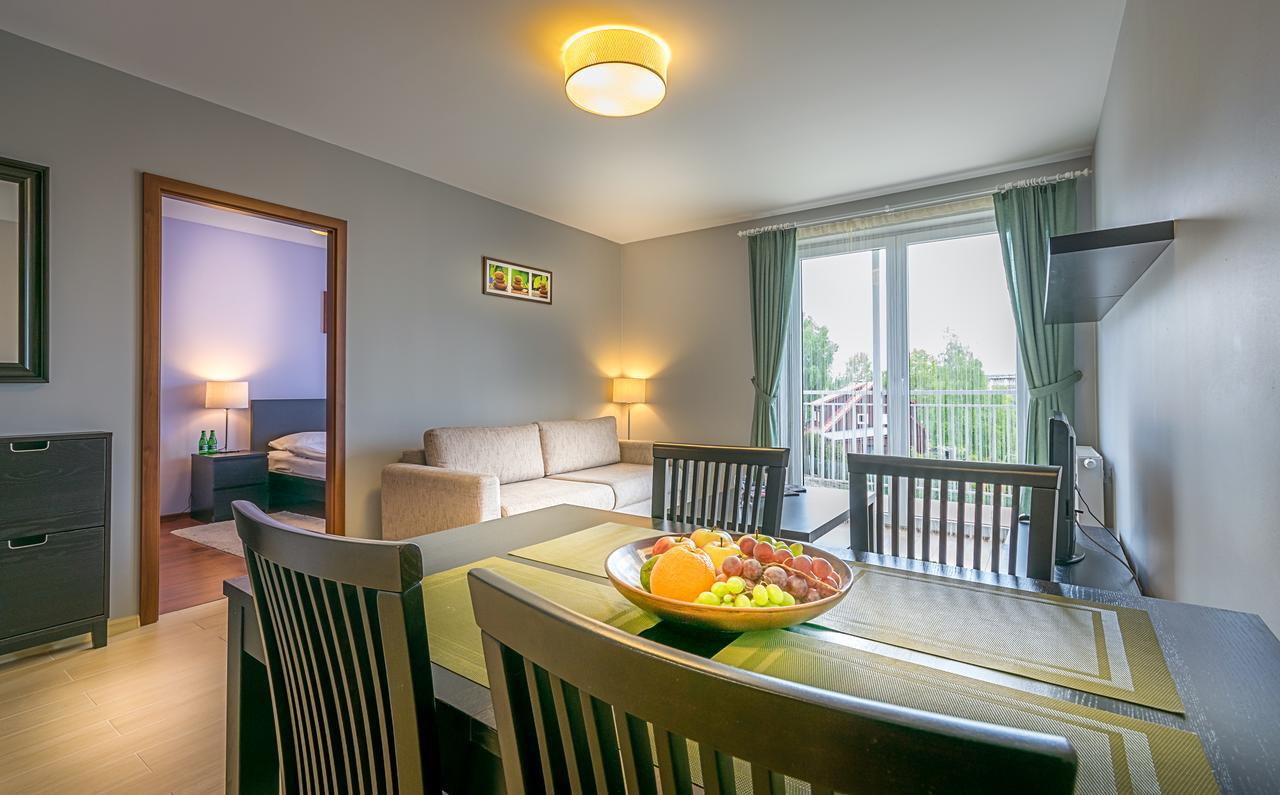 Apartamenty Bursztynowe Komnaty Darlowko Luaran gambar