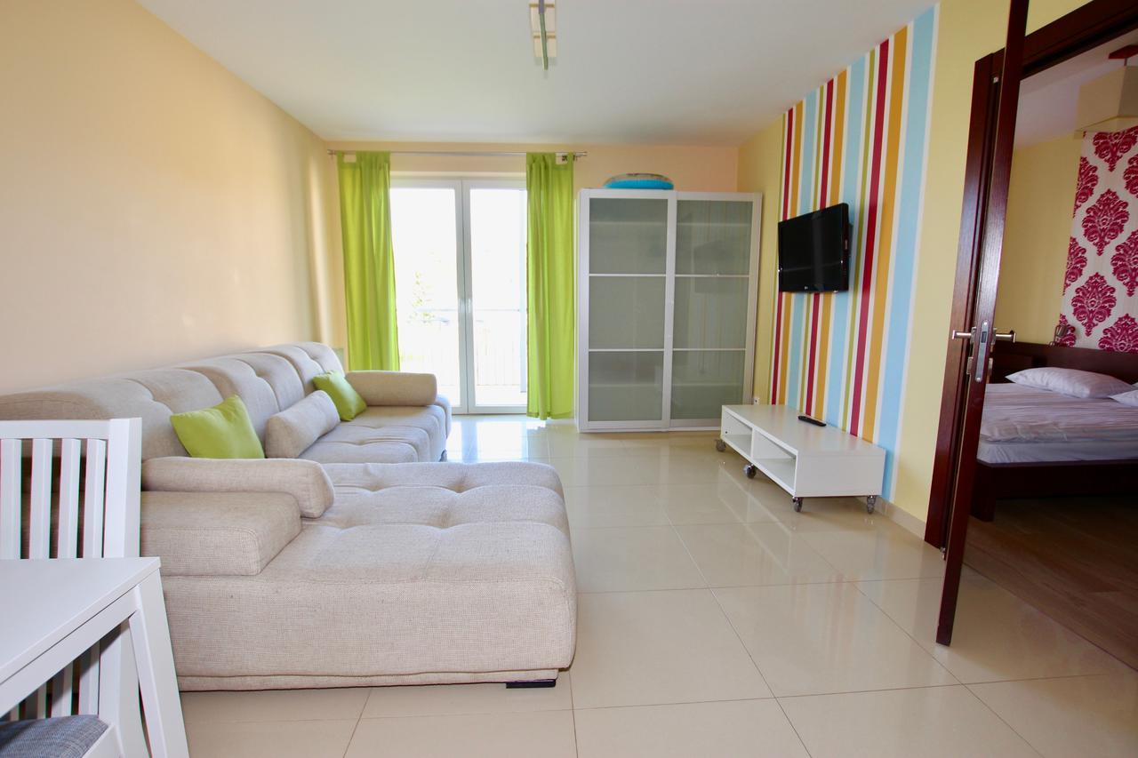 Apartamenty Bursztynowe Komnaty Darlowko Luaran gambar