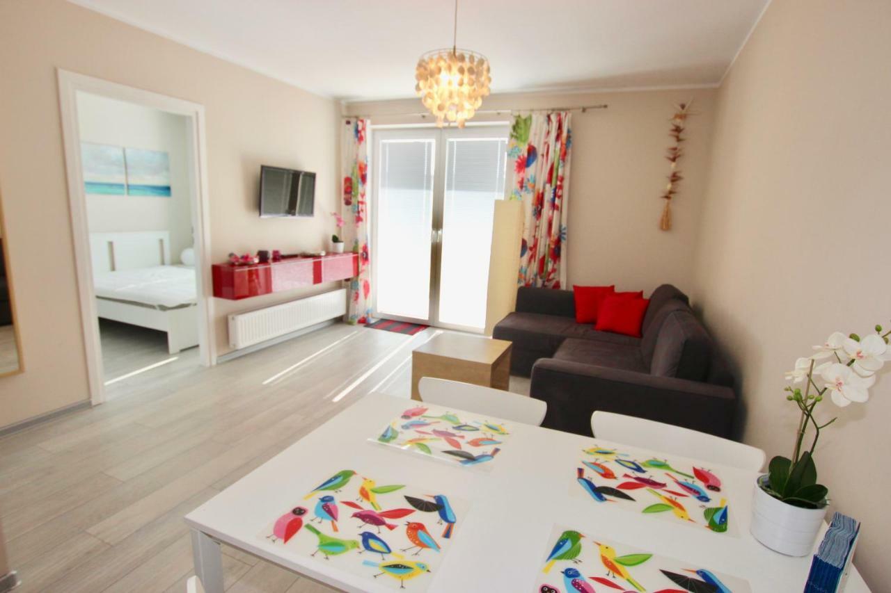 Apartamenty Bursztynowe Komnaty Darlowko Luaran gambar